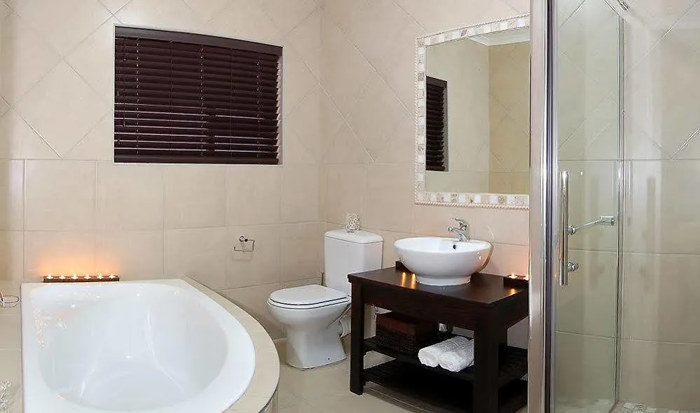 Lalapanzi Guest Lodge Port Elizabeth