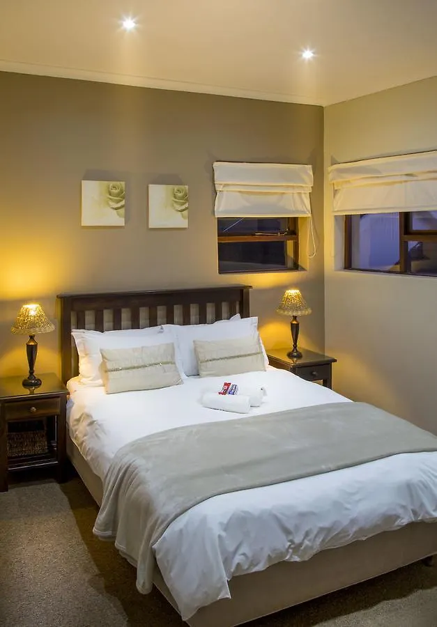 Lalapanzi Guest Lodge Port Elizabeth Gasthof